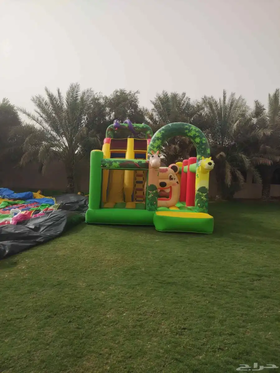 متوفر عندنا جميع الالعاب الهوائيه والمائيه والملاعب الصبونيه 3