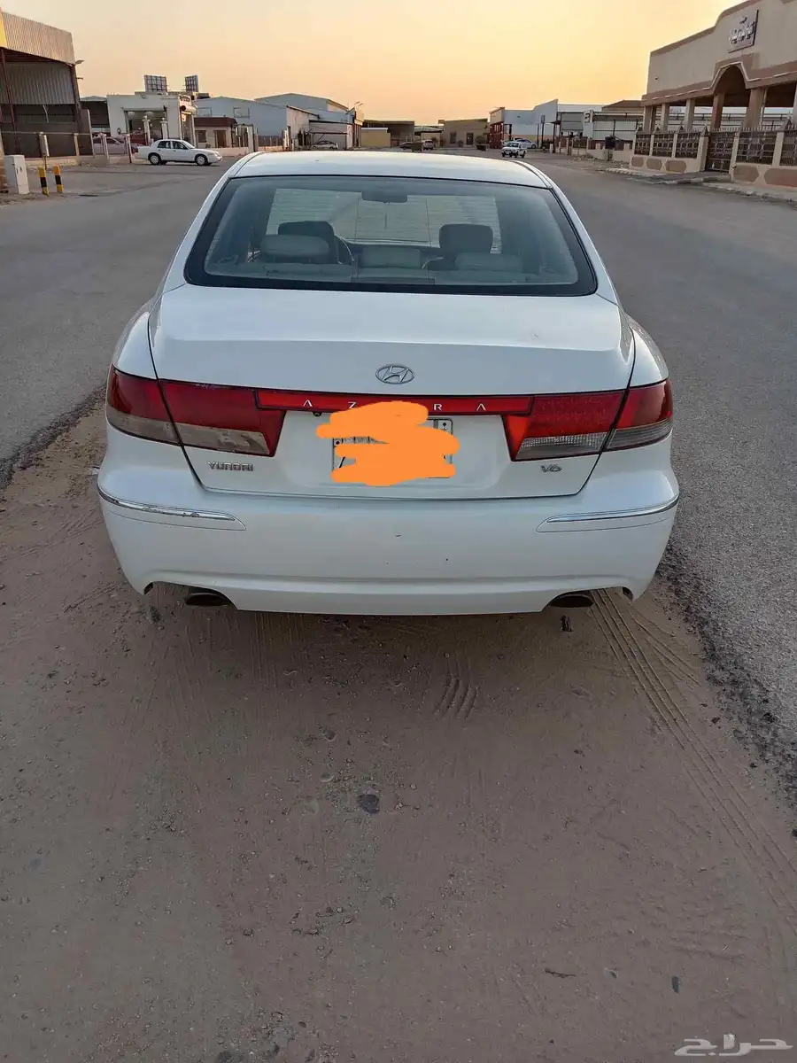 هيونداي ازيرا 2010 1