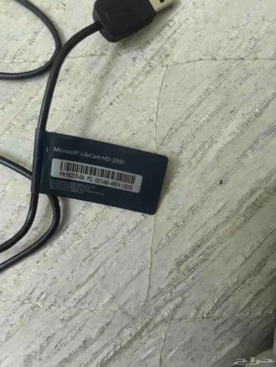 عندب لابتوب ماك بوك اير مع كاميرا مايكروسفت كما هو موضح 6