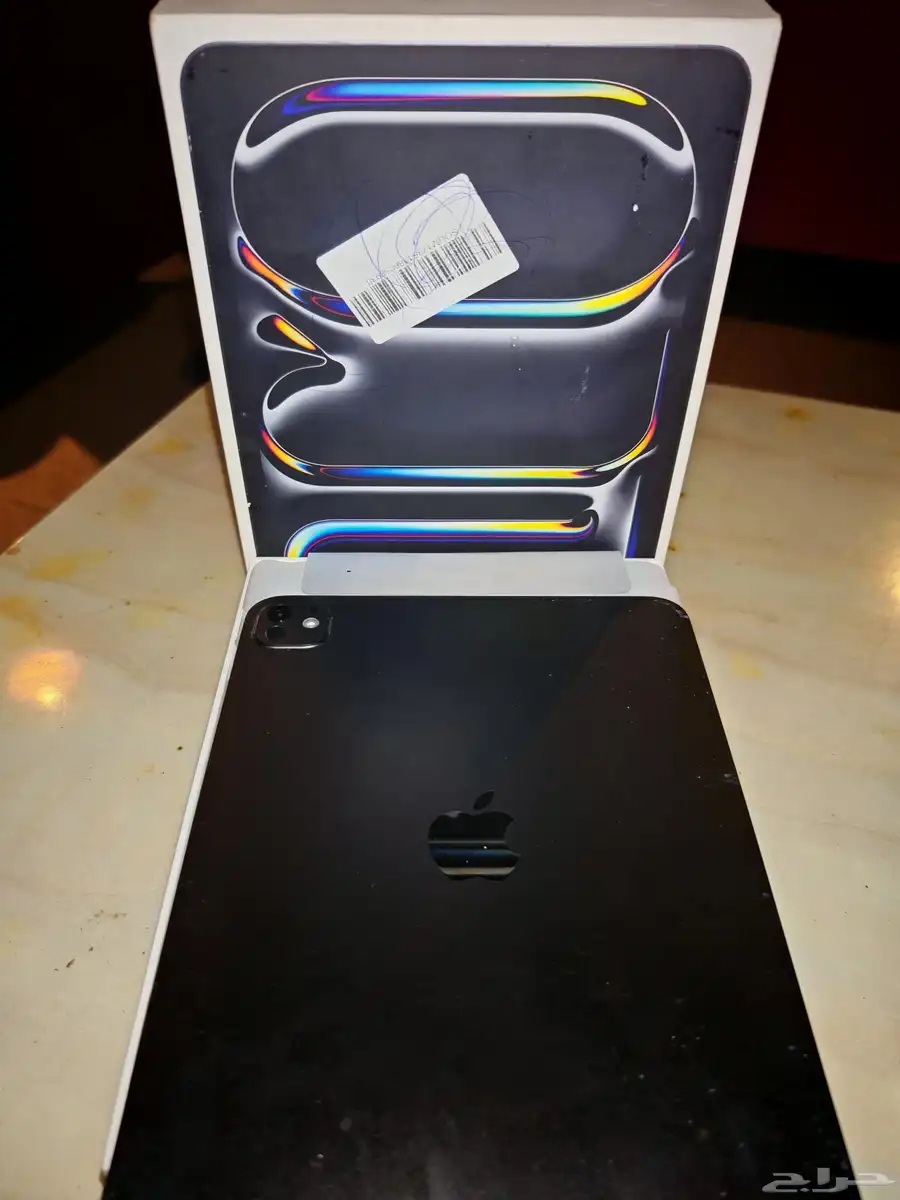آيباد 11 pro m4. معالج العاب قوي جدا بكرتونه وشاحنه وسلكة ك 0