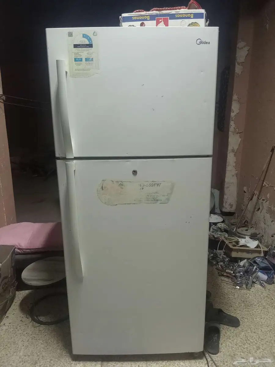 ثلاجه midea بحاله ممتازه 0