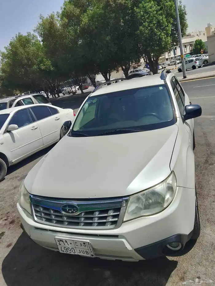 سيارة سوبارو فوستر 2012 0
