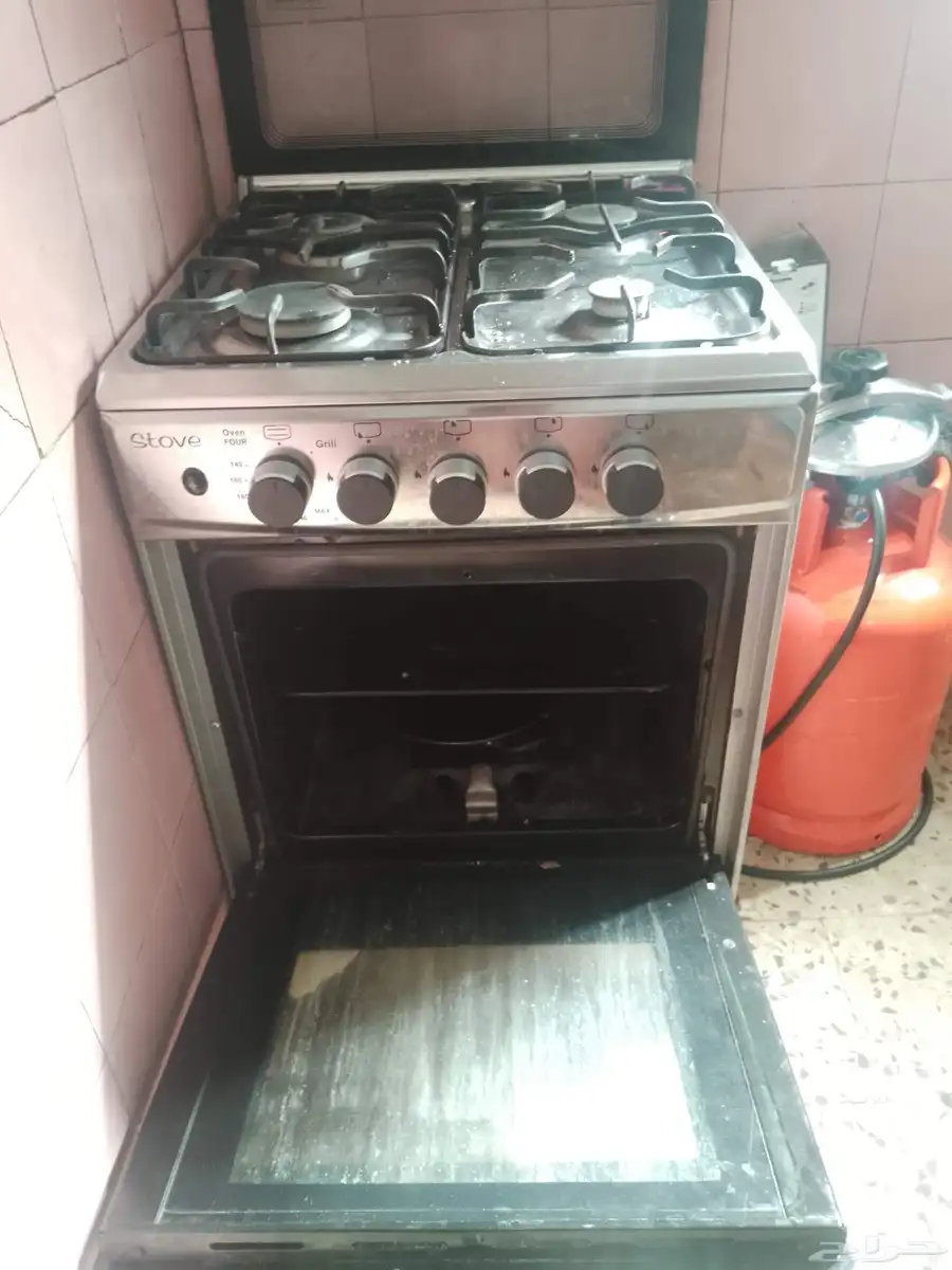 ثلاجة و فرن استخدام ثلاثة اشهر 450 الكل 3