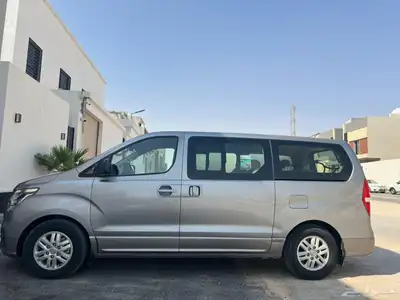 للبيع هيونداي H1 2020 4