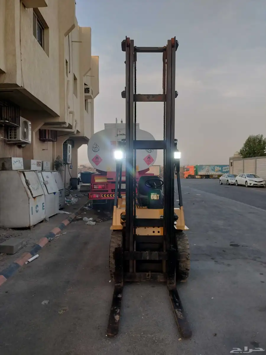 للبيع رافعه شوكيه كتر بلر ديزل 1
