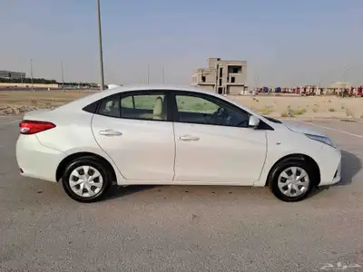 تويوتا يارس 2022 2