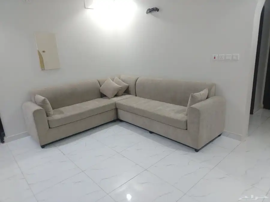 كنب حرف L استخدم شهر سبب البيع النقل 0