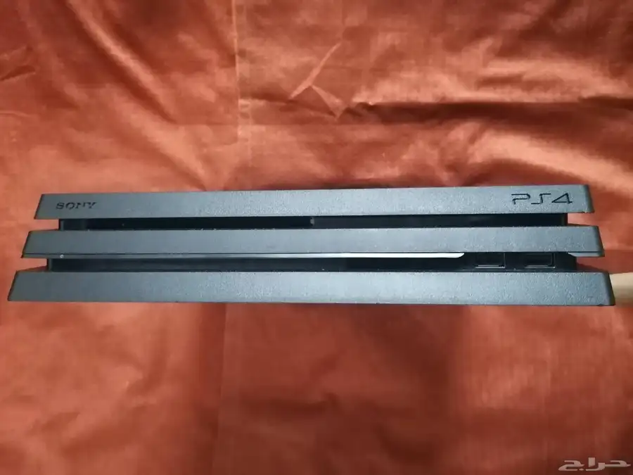 PS4 سوني مستعمل مخزن للبيع 16