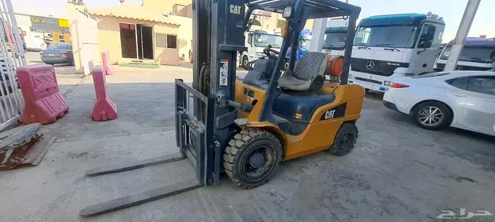 للبيع رافعة شوكية كتربلر بنزين وغاز موديل 2014 3