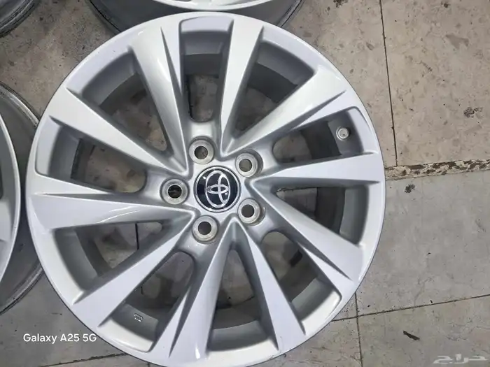 جنوط كامري 2023 اصلي وكاله مقاس 17 1