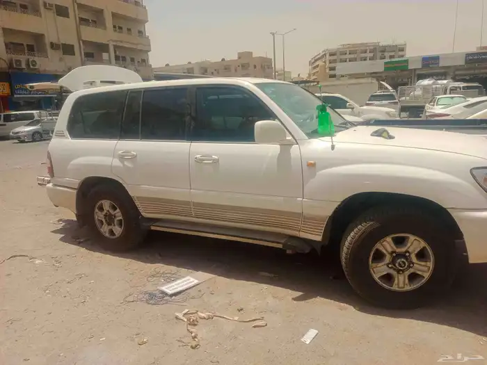 لقد تم تركيب خط لند كروزر 2013 0