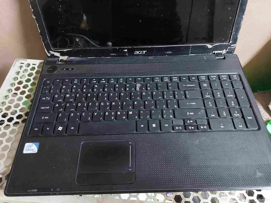 لاب توب للبيع كل المعلومات في الصور 4
