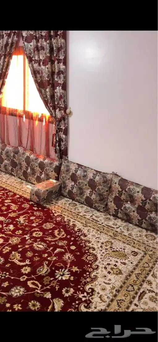 مساند مع ستاره للبيع بندون الفرشه 0