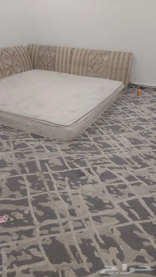 2 مرتبه و2 فرشه ومساند 0
