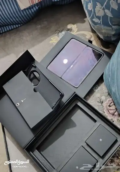 HONOR MAGIC V3 4