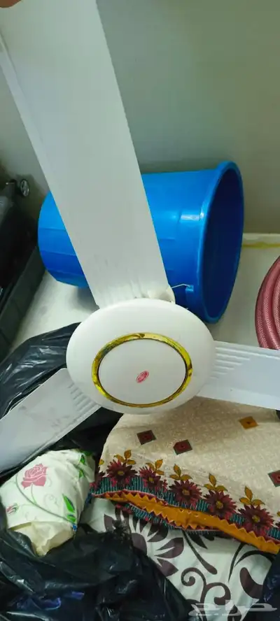 مروحة نظيف وسليم وشغال 0