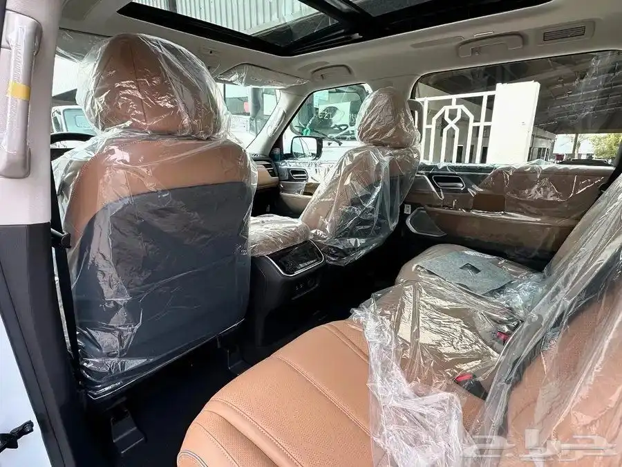 انفينتي QX80 نص فل سعودي مع صيانه مجانيه 8