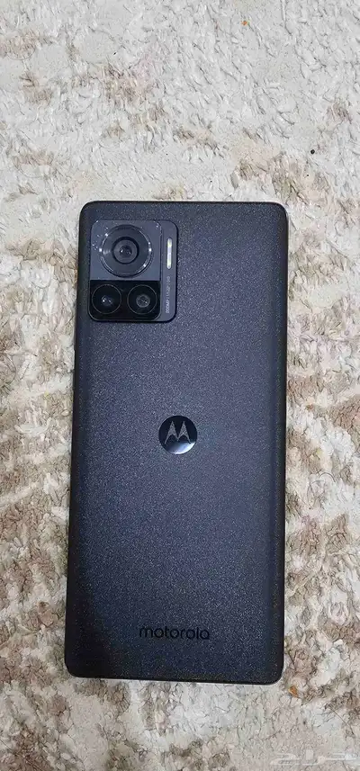 Moto Edge 30 Ultra 0