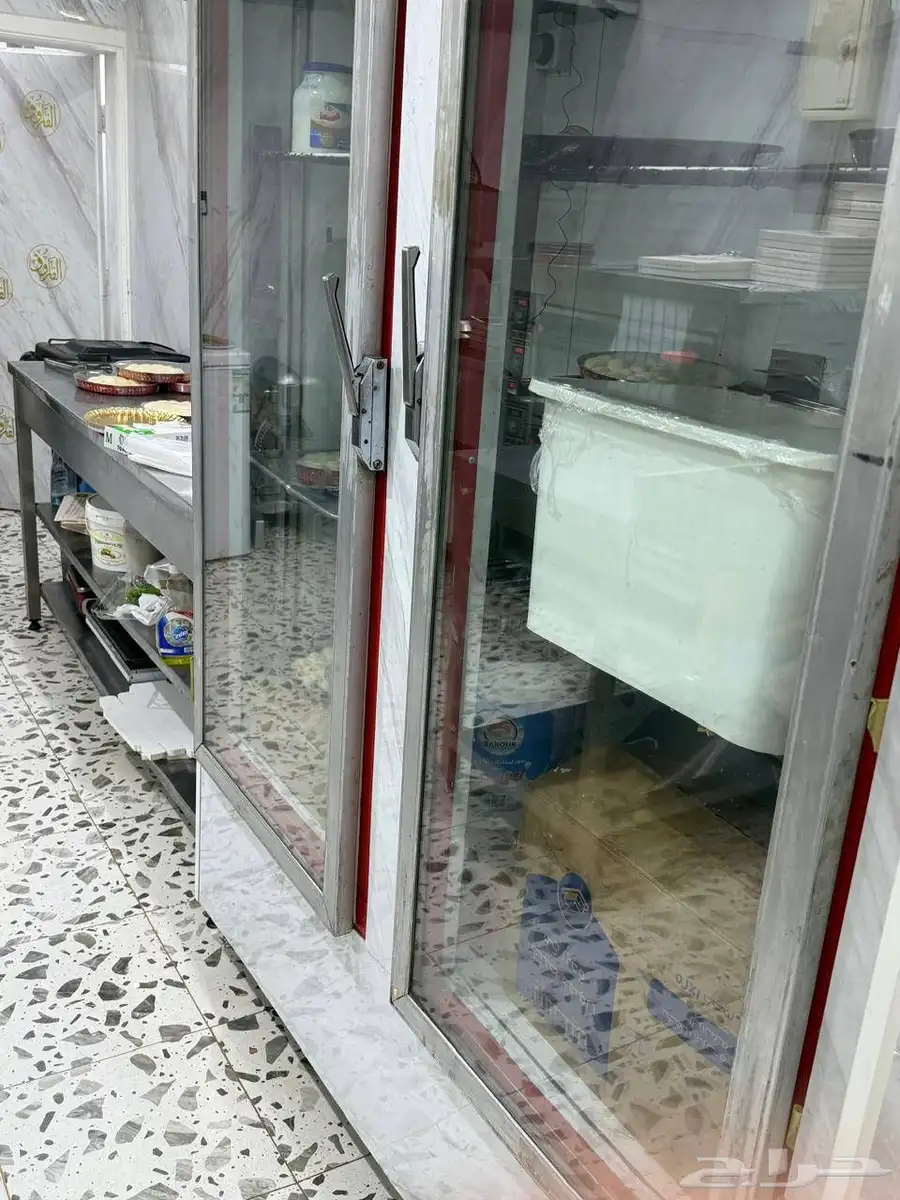 محل للتقبيل خليه النخل في خميس مشيط 0
