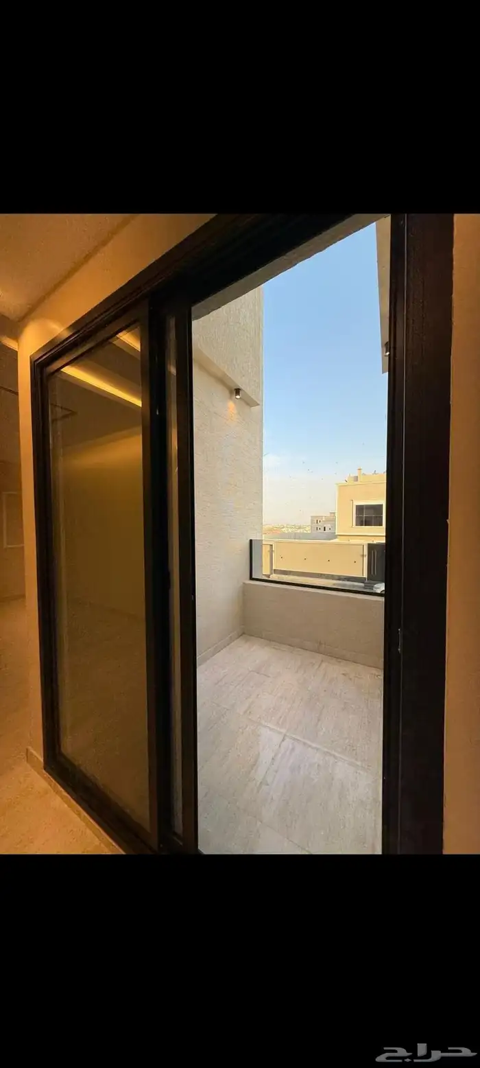 شقق للبيع أرضي ودور اول وعلوي تصميمات رائعه..ابها 25