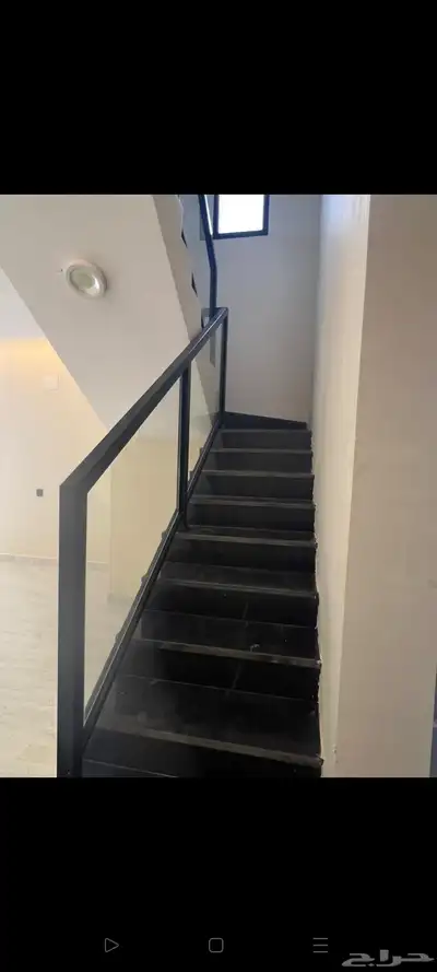 شقق للبيع أرضي ودور اول وعلوي تصميمات رائعه..ابها 33