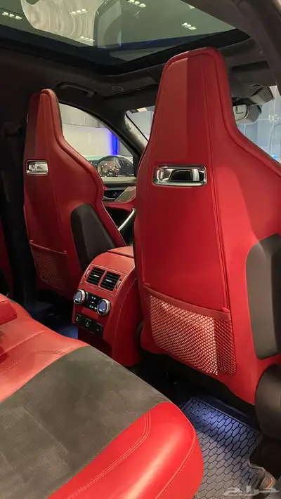 Jaguar F-pace SVR 2021 11