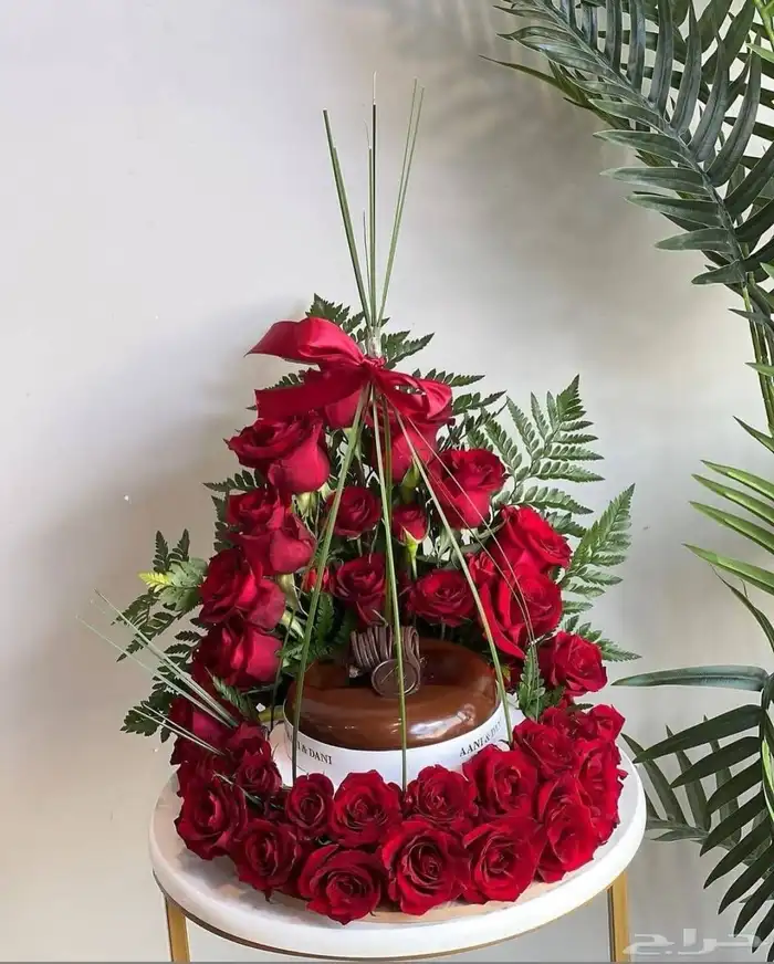 شوكلت وورد باقة ورد فازة ورد سمكه وورد هدية تخرج 3