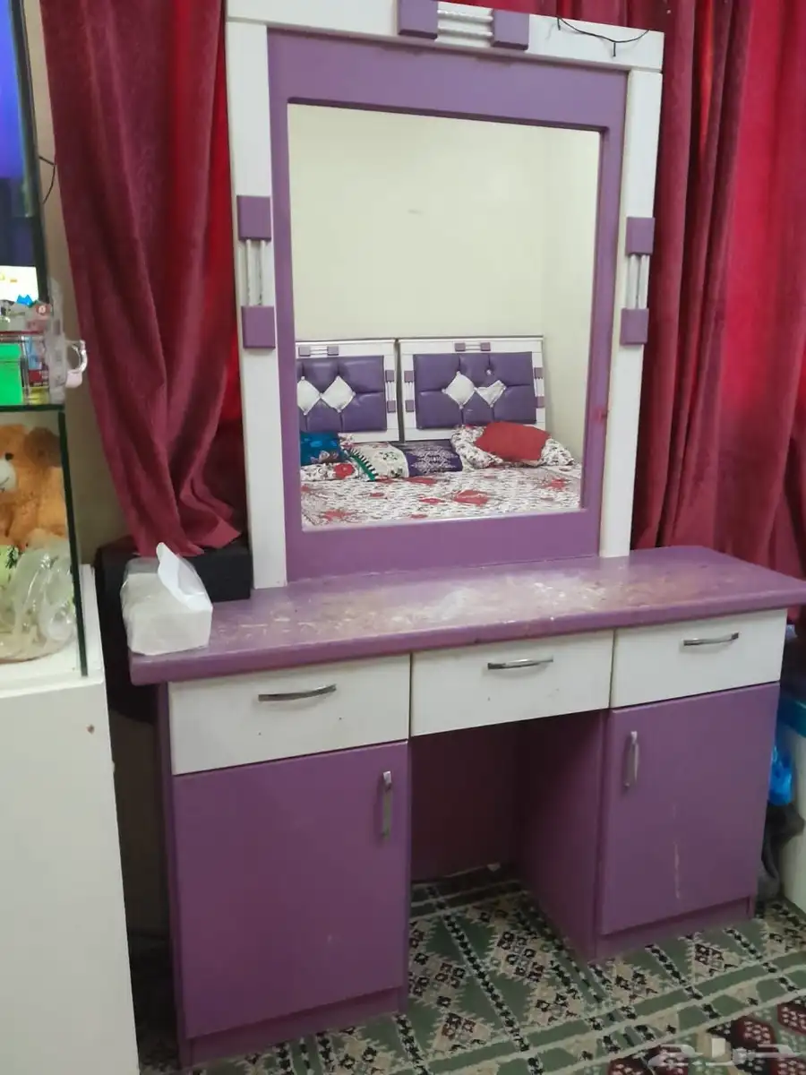2 pcs single Bed with dressing table and side table 0