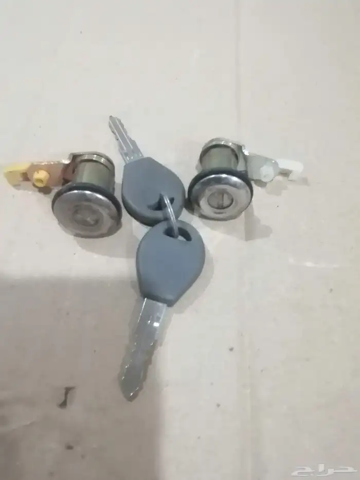 قطع غيار جيب تايوتا قديم 7