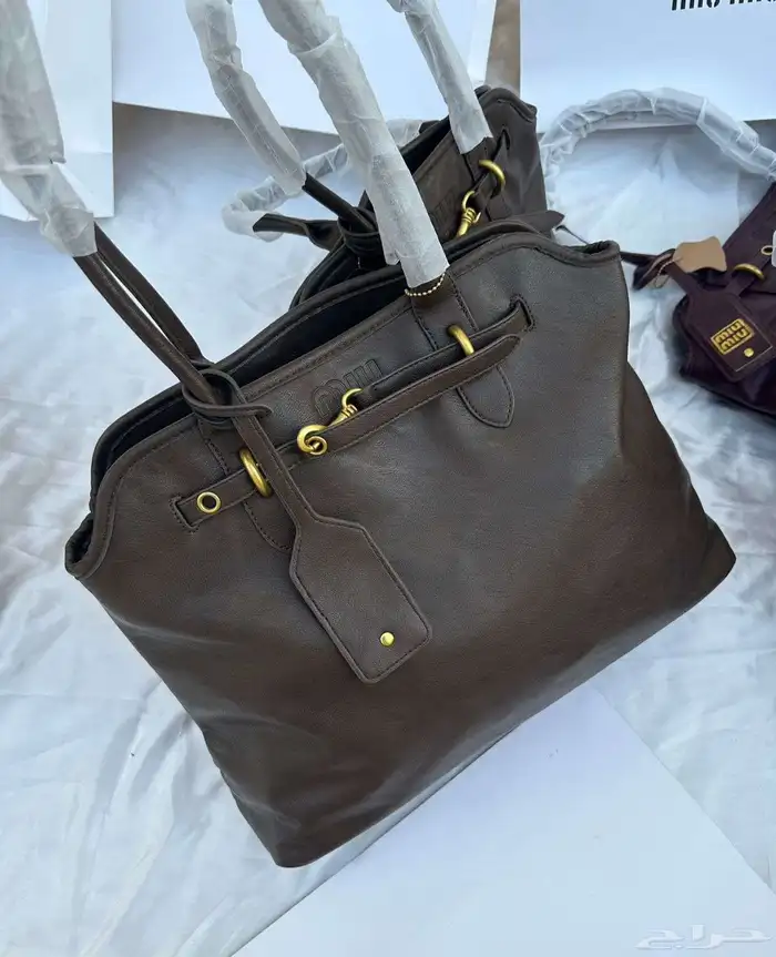 شنطه ماركه ميو ميو ماستر كواليتي miu miu طبق الأصل 13