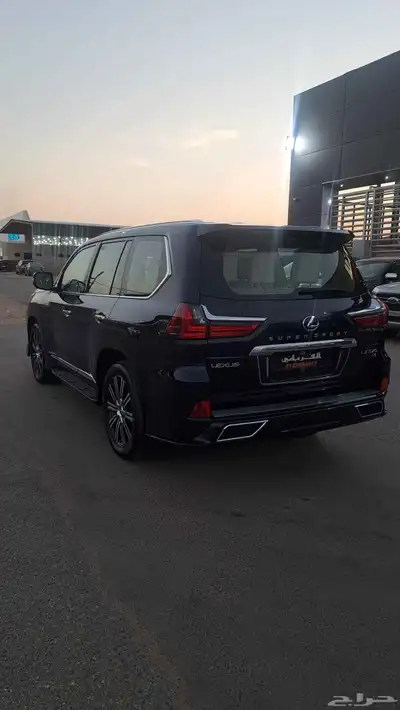 لكزس LX570 موديل 2017عداد300الف 6