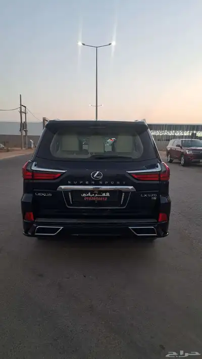 لكزس LX570 موديل 2017عداد300الف 5