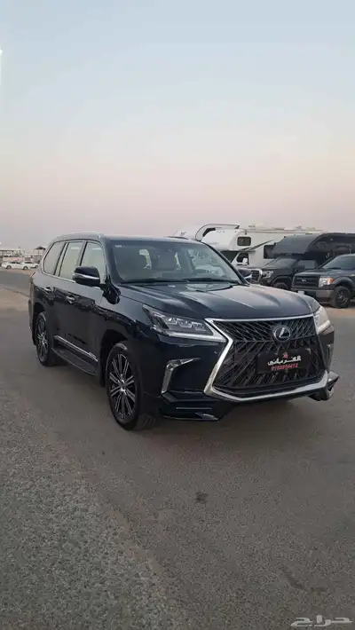 لكزس LX570 موديل 2017عداد300الف 1