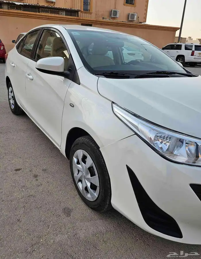 تويوتا يارس 2019 3