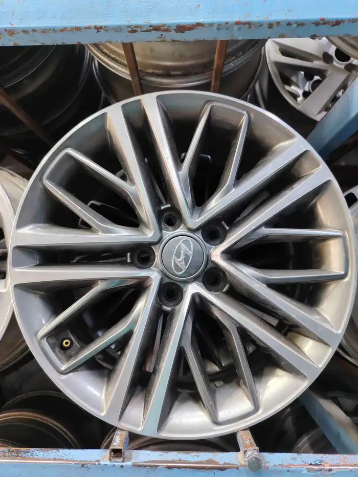 جنوط ازيرا اديزل مقاس 17 اصلي وكاله 0