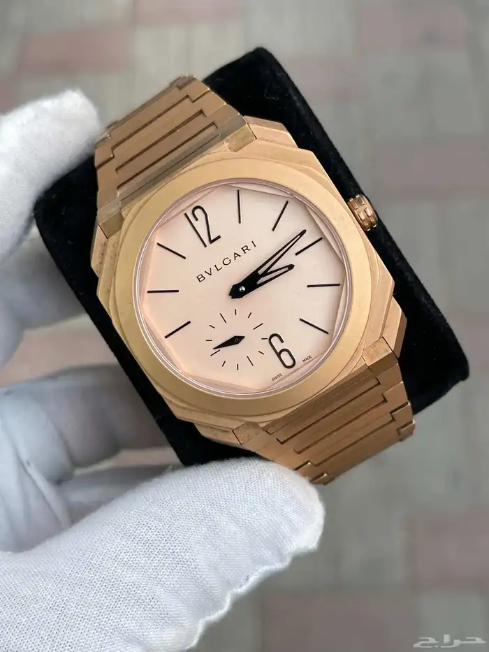 مزايا جنيف  تميزنا النضيف دائما ساعات 0