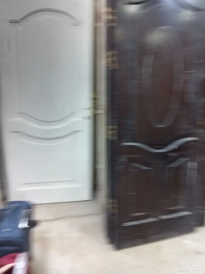 عندنا ابواب للبيع مع التركيب 2