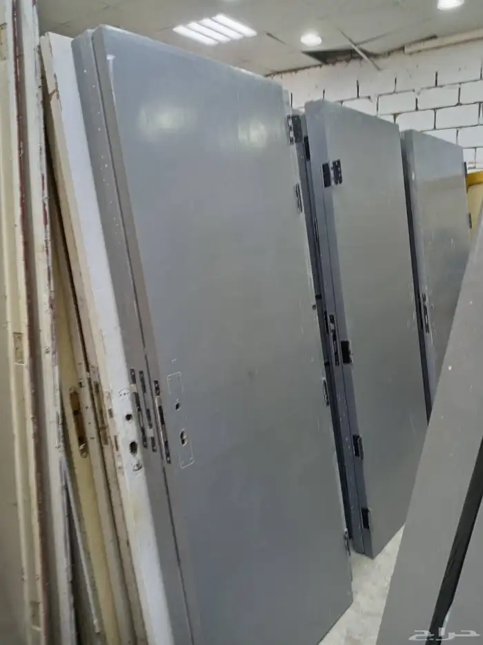 عندنا ابواب للبيع مع التركيب 0