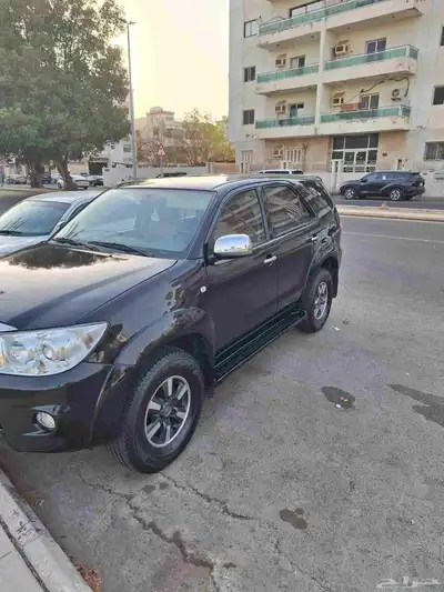 Toyota Fortuner 3