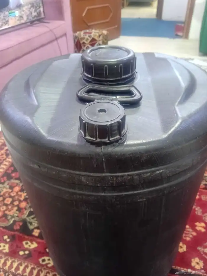 جالون ماء كبير نظيف 50 ريال 1