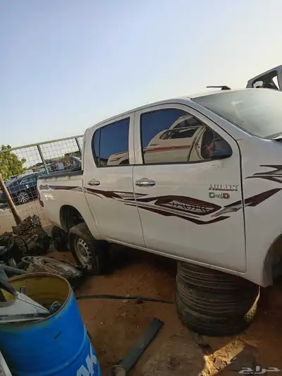تشليع قطع غيار تويوتا 4