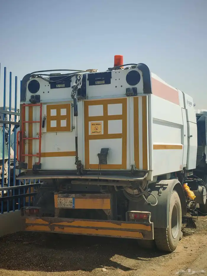 مكنسة للتنظيف الطرق مكنسة للبيع لحالها الشركة SCARAB FAYAT 1