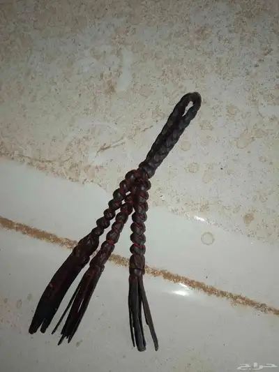 يوجد لدينا معلاق قديم 0