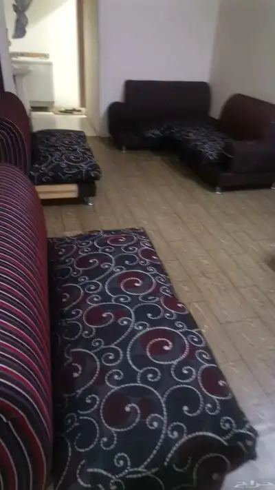 كنب 6 قطع نظيف . براده ماء 1