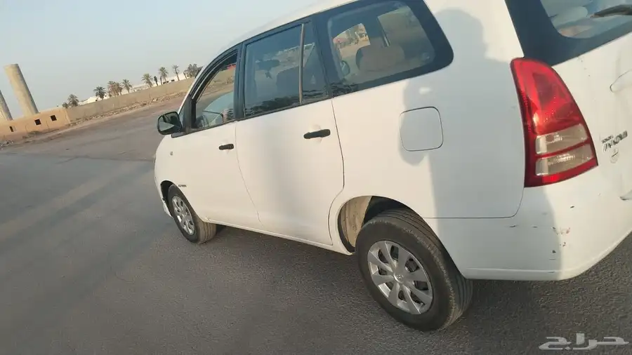 للبيع انوفا 2008نضيف تماتيك 0