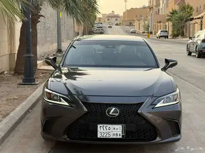 لكزس 2023 ES 350 F Sport للبيع 7