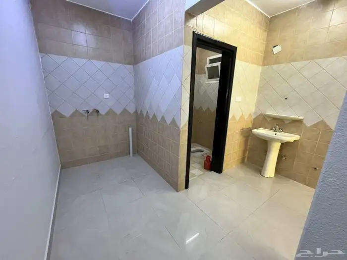 للإيجار شقة عوايل بحي النهضه 29