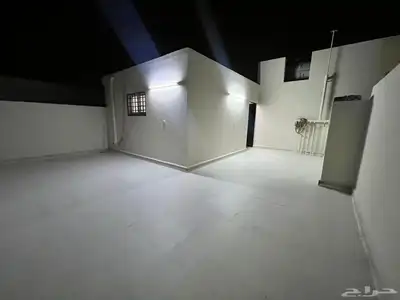 للإيجار شقة عوايل بحي النهضه 12