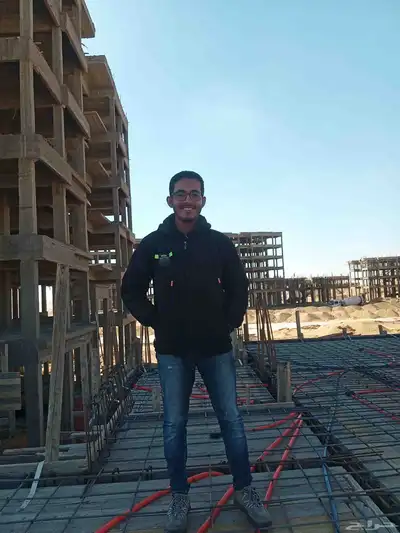 مهندس مدني موقع خبرة 3 سنوات أبحث عن فرصة عمل انا اشتغلت في 0