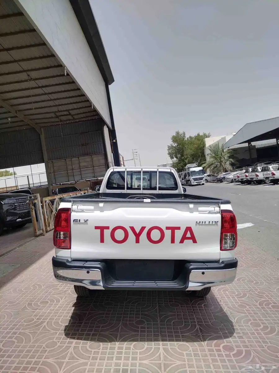 هايلكس غماره GLX بزين دبل 2025 عبداللطيف جميل 5